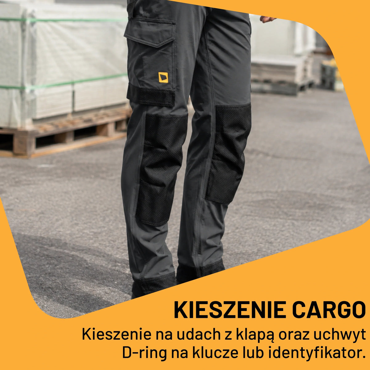 Mężczyzna w grafitowych spodniach JCB Cargo, zbliżenie na kieszenie cargo, tekst Kieszenie Cargo