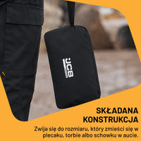 Kurtka JCB008BL złożona w pokrowiec z logo JCB, tekst Składana konstrukcja