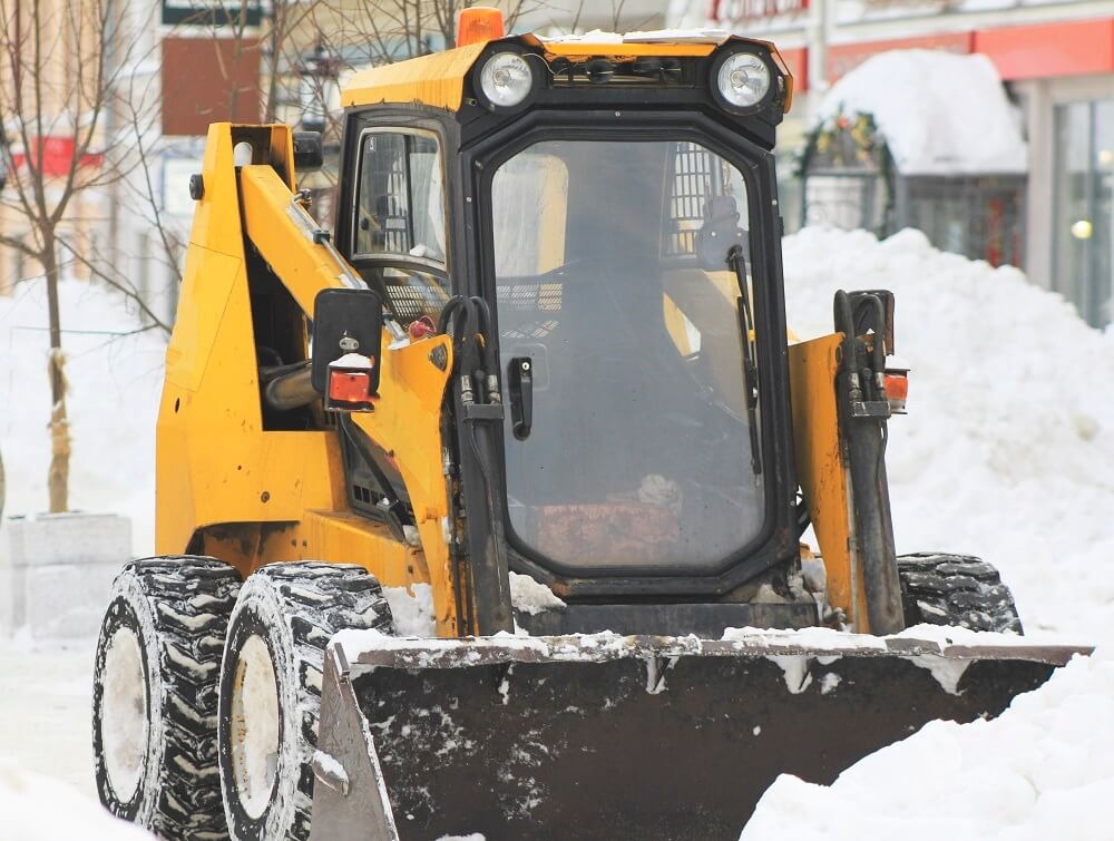 Płyny eksploatacyjne a niska temperatura. Pamiętaj o wyborze oryginalnych produktów do swojej maszyny